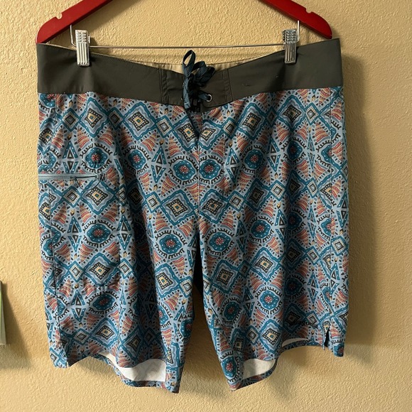 Patagonia Men's Stretch planning boardshorts 19" - Picture 1 of 7